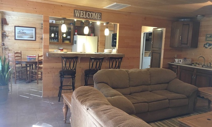 Murray House | Kentucky Lake House Getaway