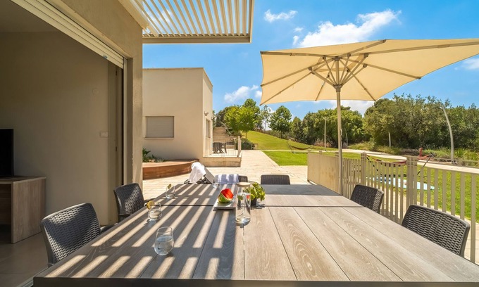 Eilon Villa | Keshet Eilon Serene Garden Villa