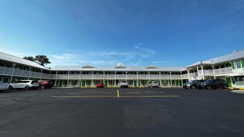 Chatsworth Hotel | Key West Inn - Chatsworth