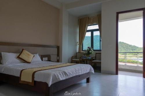 Tinh Gia Hotel | Khách sạn Huân Hạnh