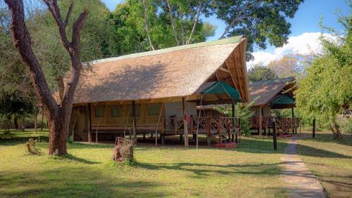 Lusaka Province Cabin | Kiambi Safaris Lodge