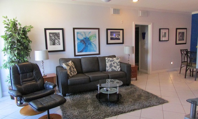Paradise Valley Village Condo | Kierland, North Scottsdale 1 bedroom, 1bath,1 car garage, minimum 30 days