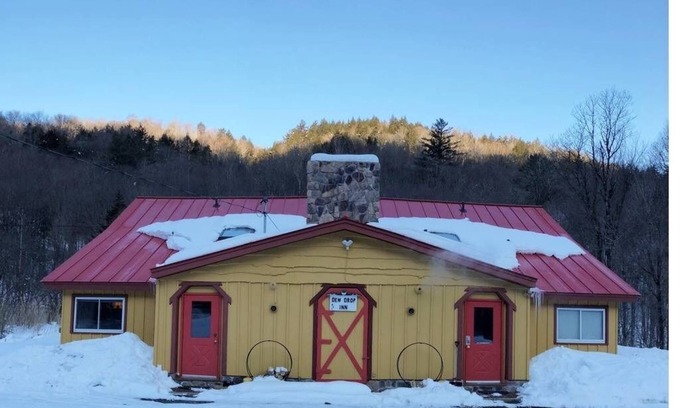 West Bridgewater House | Killington, Left Side of Duplex ,Outside Hot Tub, Charming, Cozy, Clean