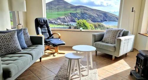 Bothar Bui House | Kilmurry Cottage - Superb Views
