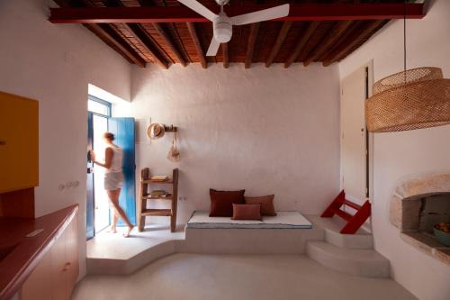 Psathi House | Kimolos View