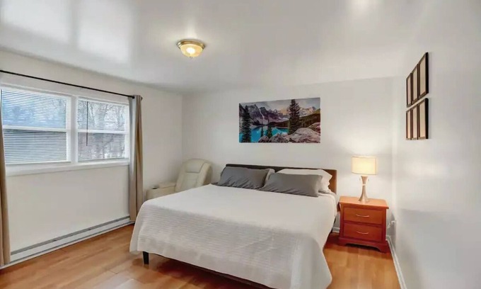 Halifax Apartment | King and Queen Suite Room 205 at Halifax Innnn