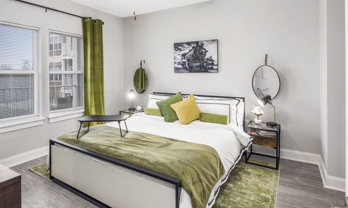 Manassas Apartment | King Bed-Fast WiFi/Near Micron/FBI/Hylton Arts/GMU