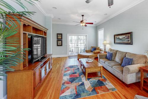 Ocean Ridge House | King Cotton Villa 17