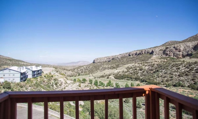 Mount Charleston Hotel | King Room at The Retreat on Charleston Peak – All-Season Mountain Escape