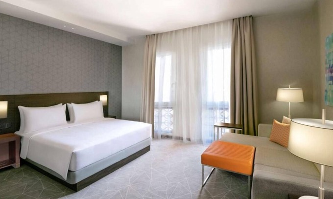 Naif Apartment | King Room Near Reef Mall By Luxury Bookings