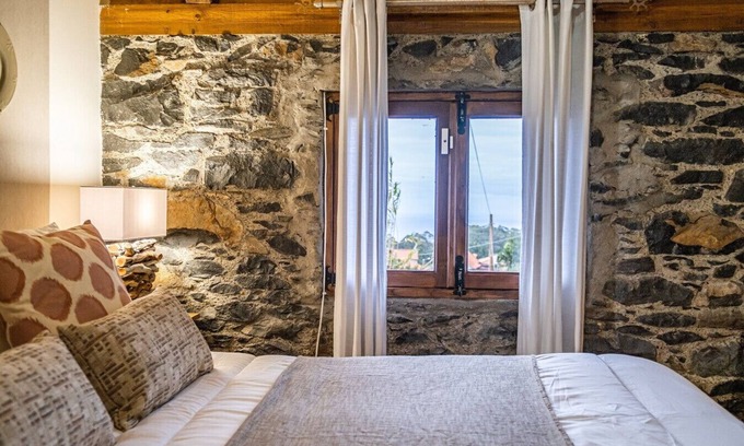 Porto Moniz Cottage | King' Shelter by Madeira Sun Travel