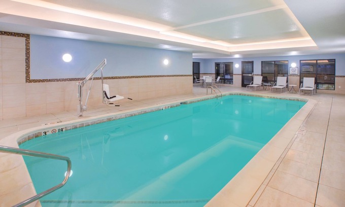 Benton Harbor Condo | King Suite. Free Daily Breakfast, Indoor Pool & Gym.