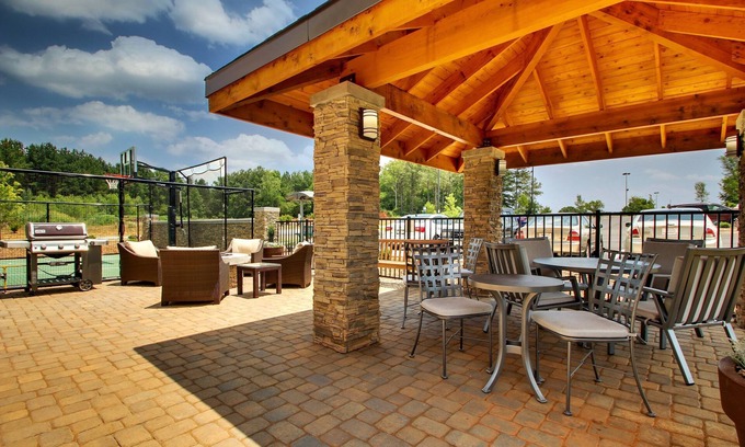 Rock Hill Apartment | King Suite Great for Business Travelers! Free Breakfast Buffet. Indoor Pool