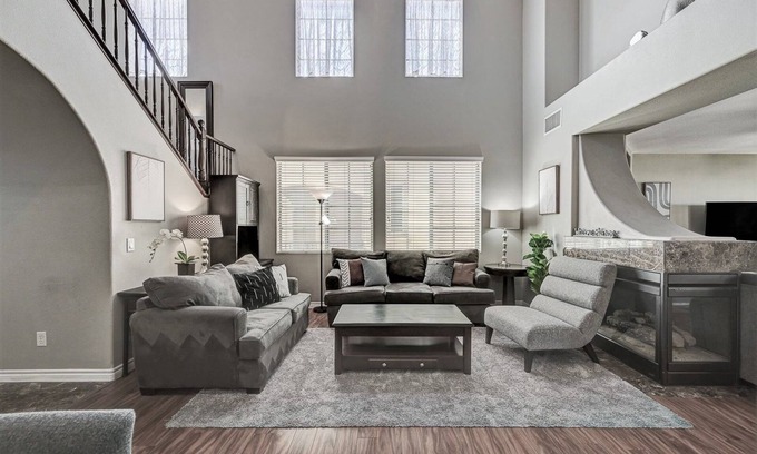 Silverado Ranch House | King Suite -Spa- Fast Wifi