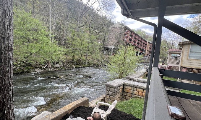 Gatlinburg Cottage | Kingfisher-River Front Property walking distance to Downtown Gatlinburg!