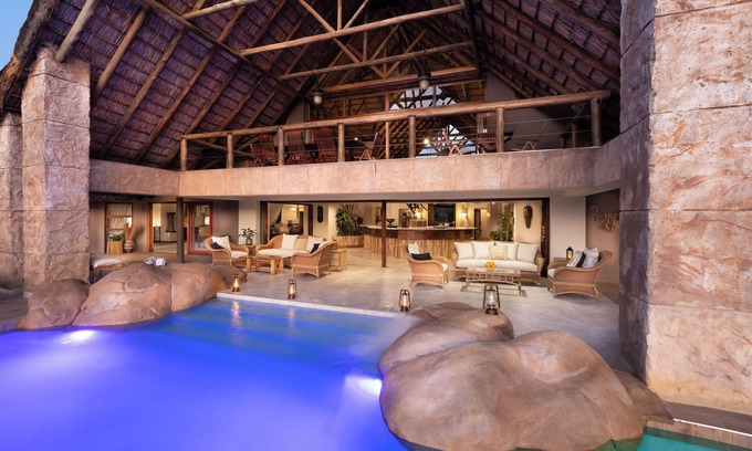 Leeupoort Hotel | Kingfisher Villa