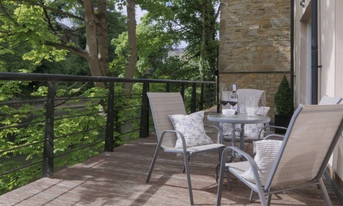 Durham Apartment | Kingsgate Bridge View