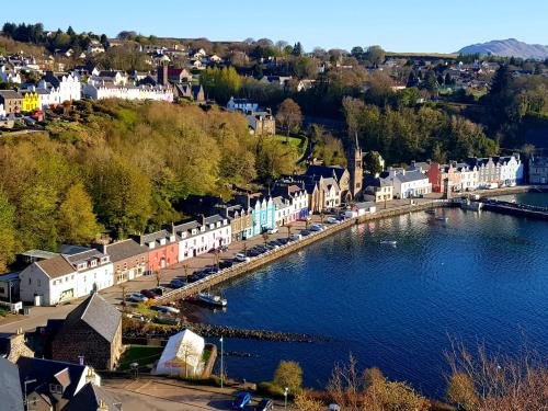 Tobermory Bed & Breakfast | Kirk Cottage
