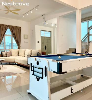 Bukit Rambai Villa | Klebang 7 Spacious Luxury 6BR Villa By Nestcove