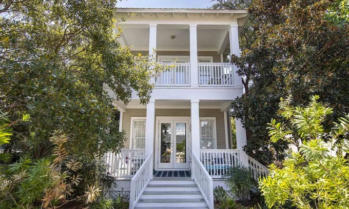 Frangista Beach House | Knot a Care- Less than 200 Yards to Deeded, Private Beach+community pool!
