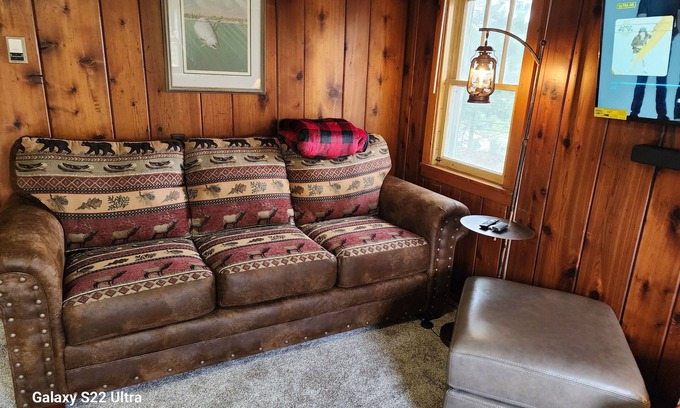 Vanderbilt Cabin | Knotty Pine Cabin: 2 bdrm 1 bath, New Sealy Queen mattresses, <1mi. thumb lake.