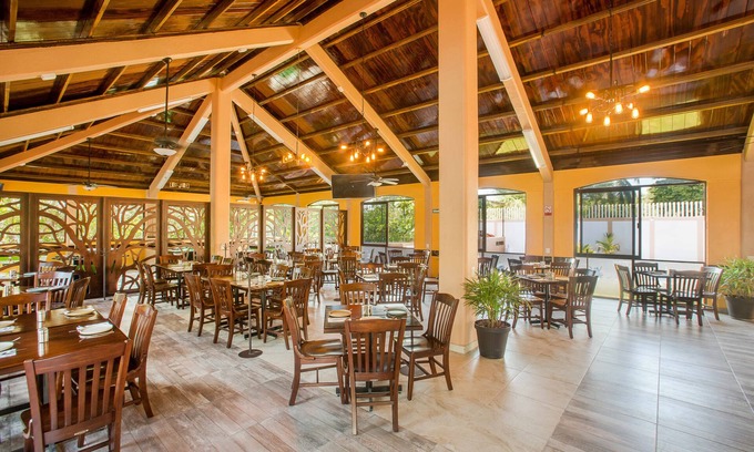 Tonala Hotel | KO'OLEBIL