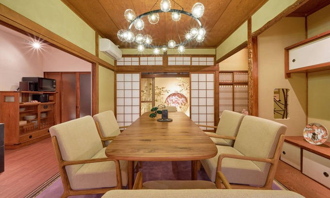 Nishinari House | KONJAKUSO Osaka Tengachaya "NIHONCHA" Tea & Relax