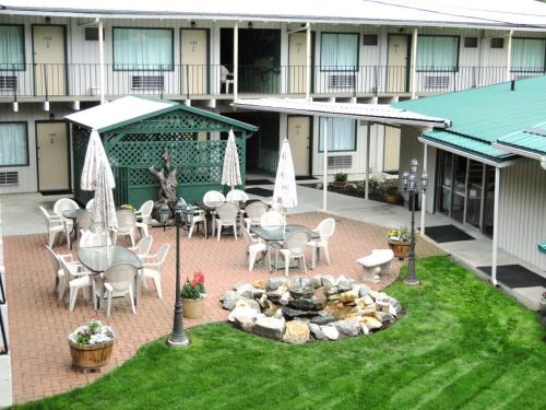 Ahsahka Hotel | Konkolville Motel