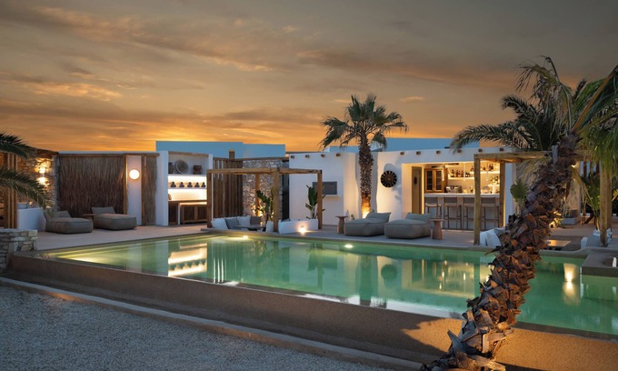 Naousa Hotel | Kosmitis Suites & Villas