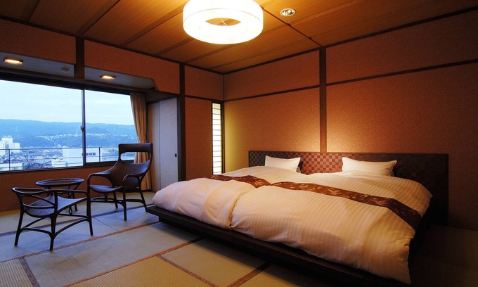 Izu Nagaoka Onsen House | Kouyurou Ikawa