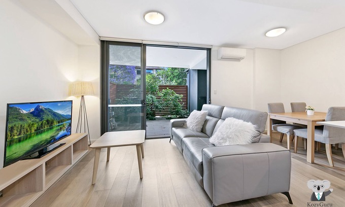 Waitara Apartment | KOZYGURU Waitara 2 Bed APT Train Station