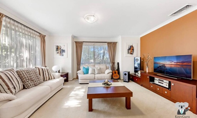 Westleigh House | KozyGuru | Westleigh | 4 bed room | Free parking