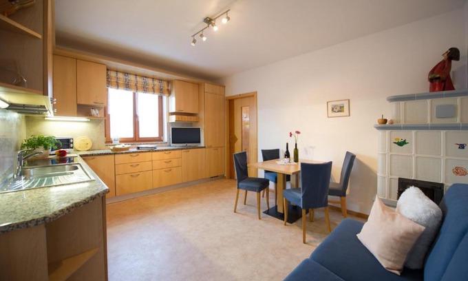 Castelvecchio Alto Apartment | Kristallhof Fewo Golden