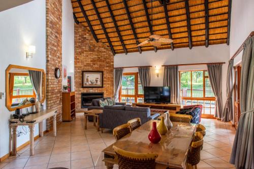 Hazyview Apartment | Kruger Park Lodge Unit No. 239