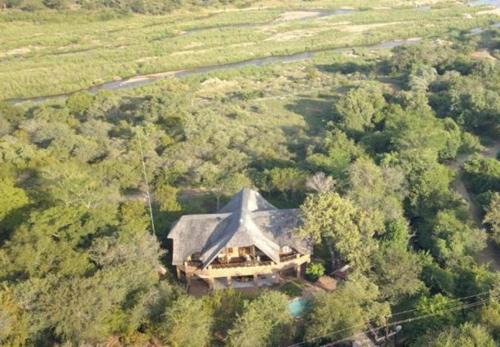 Marloth Park Cabin | Kruger Riverside Lodge - No Load-shedding