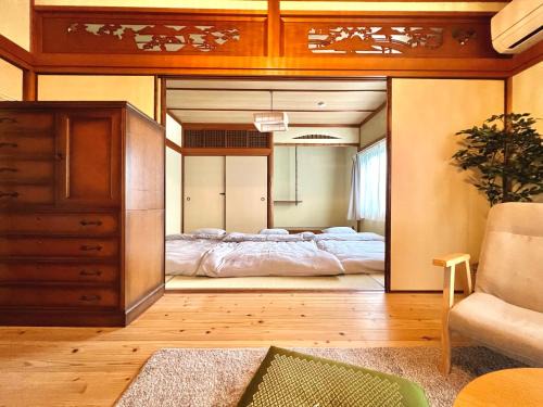 Tanabe Resort | Kumano Casa Just a 4-minute walk from Kii-Tanabe Station, your private, fully detached rental house on a tranquil property is the perfect base for exploring Tanabe City and Shirahama, from the gateway to the Kumano Kodo!