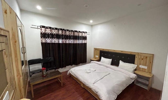 Hunder House | Kundan House