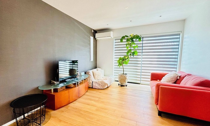 Hirakata House | Kuzuha House