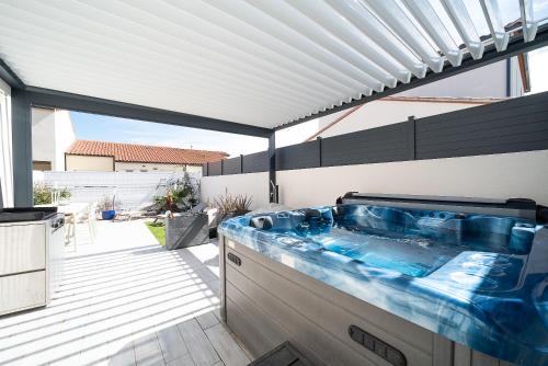 Pia House | L'impertinente - Maison climatisée avec jacuzzi