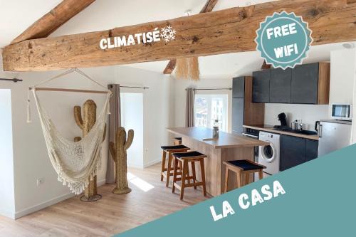 Montbrison Apartment | La Casa