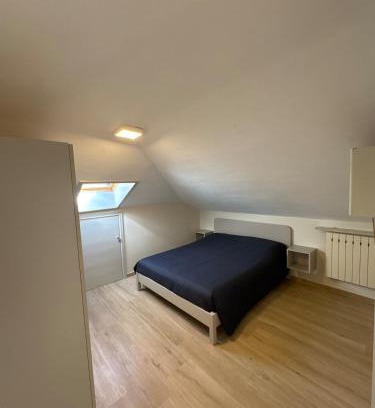 Madonna dell'Olmo Apartment | La casa i due cedri