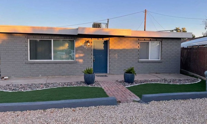 Socorro House | ⭐️⭐️ La Casita -east off North Loop