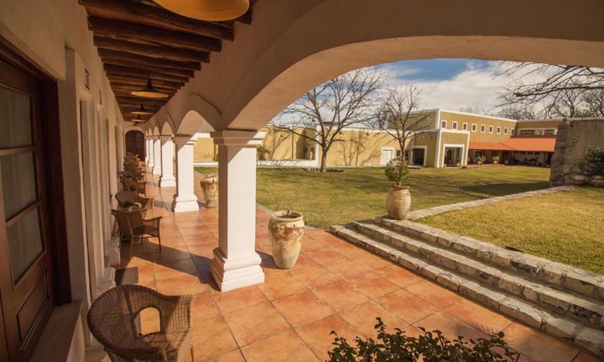 Parras de la Fuente Hotel | La Casona Del Banco Hotel Boutique