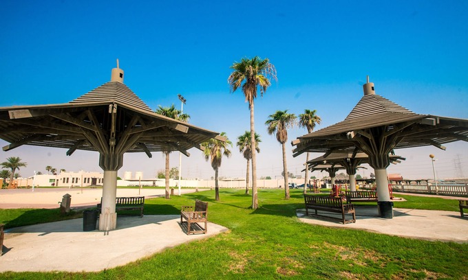 Dhahran Resort | La Fontaine Le Lac Resort