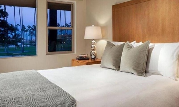 La Jolla Shores Hotel | La Jolla Riviera Inn