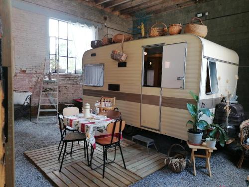 Montigny-sur-Crecy Other | La lolavane