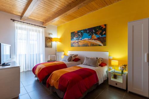 San Basile Bed & Breakfast | La Mariposa B&B