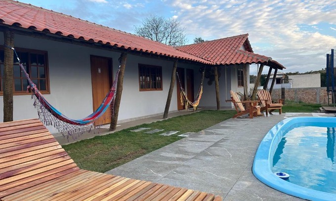 Tiradentes Hotel | La Menorca Bangalôs - Tiradentes