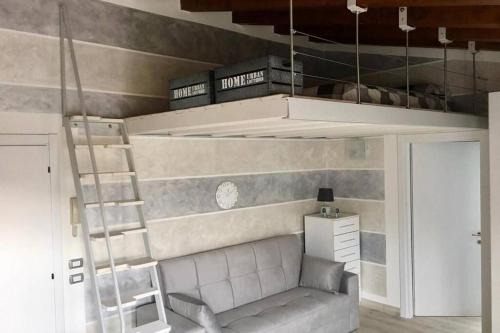 Clusane Apartment | La petite maison de Stephanie