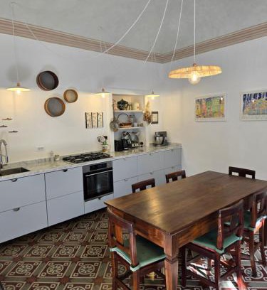 Bagnone House | La Piscina nel Borgo